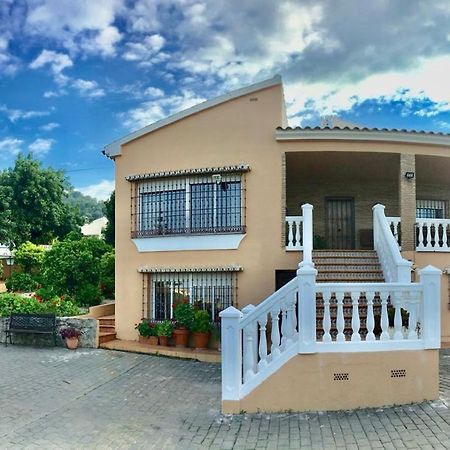 Апартаменты Casa Del Jardin Малага Экстерьер фото